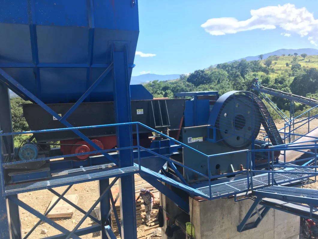 580mm Titreşimli Hazne Besleme Makinesi ZSW1149 Model Büyük Kapasiteli, Titreşimli Elek Besleyici 2