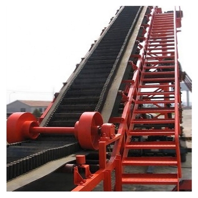 Taşınabilir Eğimli Transfer Bantlı Konveyör 650mm 800mm 440V Hafif Dik