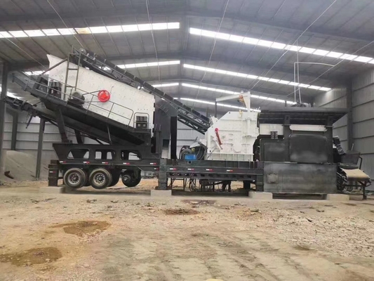 174.7Kw Mobil Kırıcı Makinası 150 TPH 190 TPH Mobil Taş Kırıcı Tesisi Elek