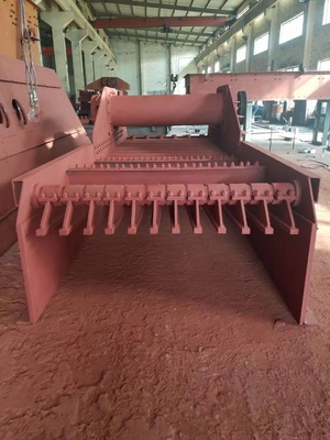 800 TPH Çeneli Kırıcı Izgaralı Besleyici ZSW6000X1300 Titreşimli Izgaralı Elek Besleyici