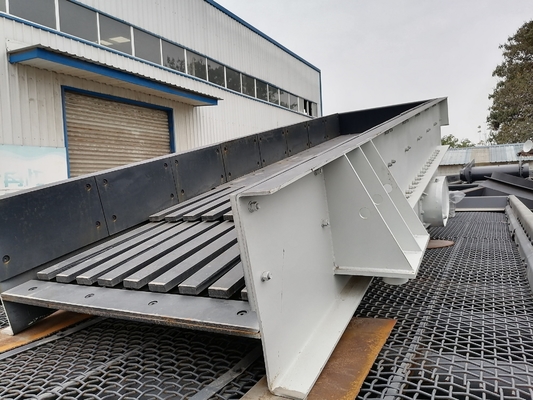 Karbon Çelik Titreşimli Tavalı Besleyici ZSW420*110 Vibro Izgaralı Besleyici