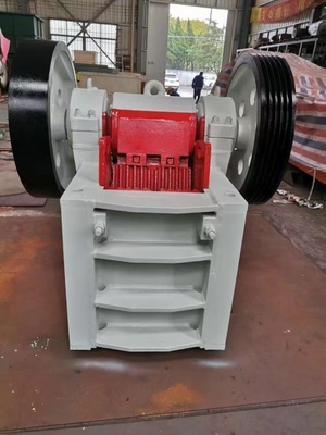 15Kw Çeneli Kırıcı 5-20 TPH Madencilik Küçük Ölçekli Kaya Kırıcı PE250 * 400