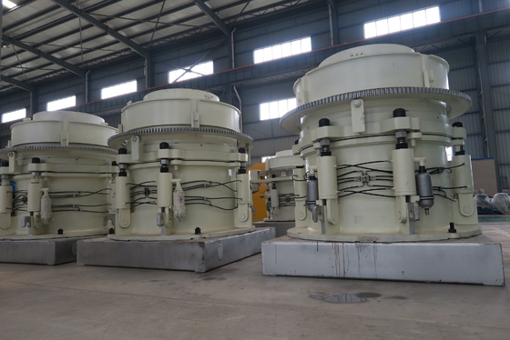 HPT300 Taş ocağı ve madencilik alanında kullanılan hidrolik konik kırıcı taş kırıcı