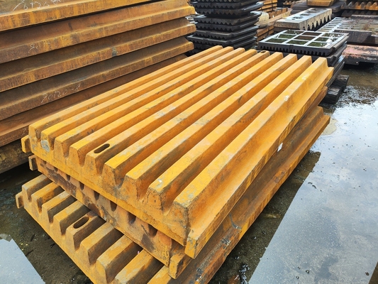CJ412 Makina Taş Kırıcı Yedek Parçaları PE750*1060 Sabit Hareketli
