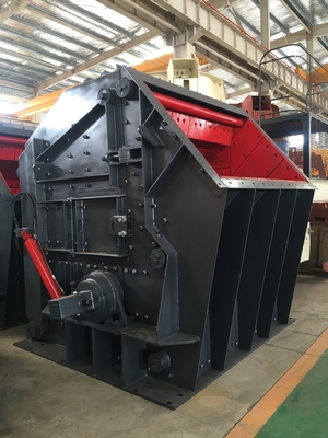 Değirmen Kaya Darbeli Kırıcı Makinesi Kireçtaşı PFW1214 350 mm Maksimum besleme boyutu Çakıl Kil Kaya
