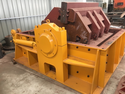 Orta Sertlik Cevherleri İçin Ocağı Hidrolik Darbeli Kırıcı Makinesi Taşınabilir PF1210