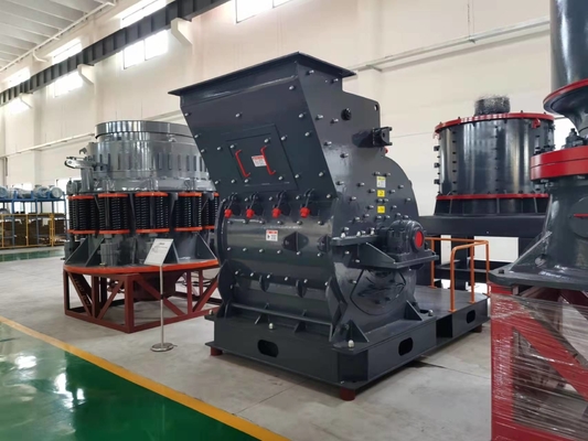 Madencilik Metal Kum Kaya Taş İnşaatı için 80-100 T / H Kaya Çekiçli Kırma Makinesi